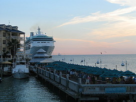 Ocean Key House Suite Resort & Marina