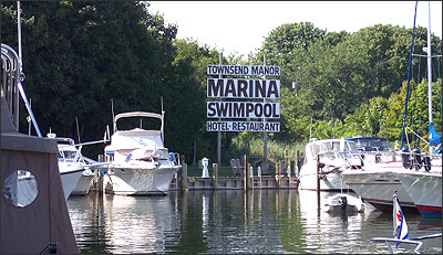 Townsend Manor Inn Marina