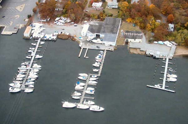 Oak Leaf Marina