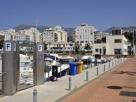 Puerto de Marina La Bajadilla 8