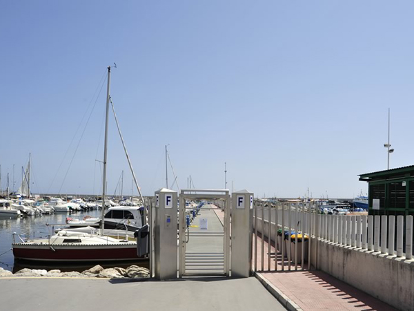 Puerto Deportivo de Caleta de Vélez