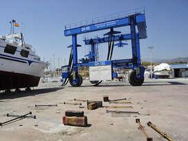 Puerto Deportivo de Caleta de Vélez 8