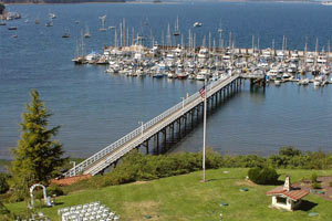 Hadlock Inn & Marina