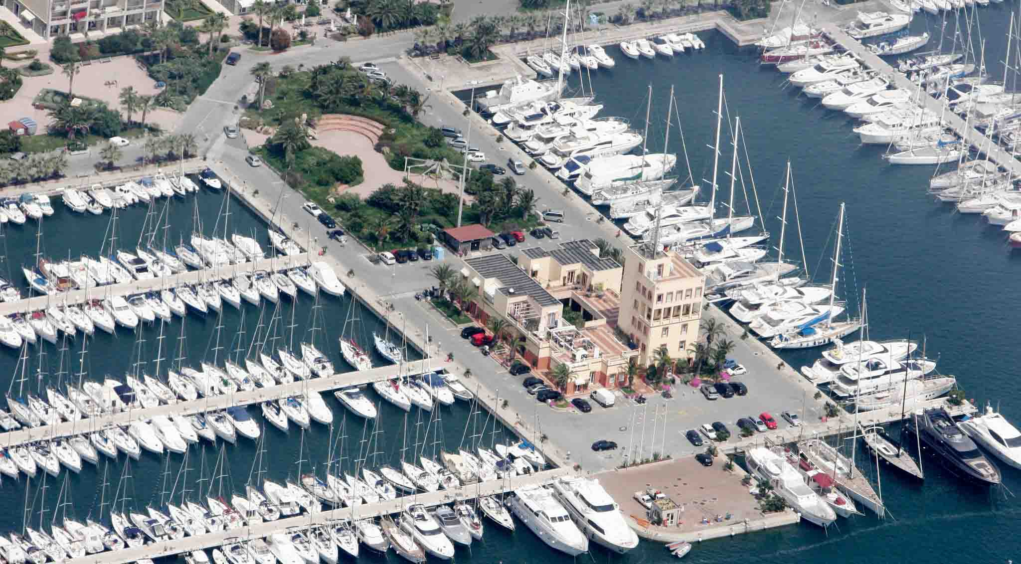 Marina degli Aregai